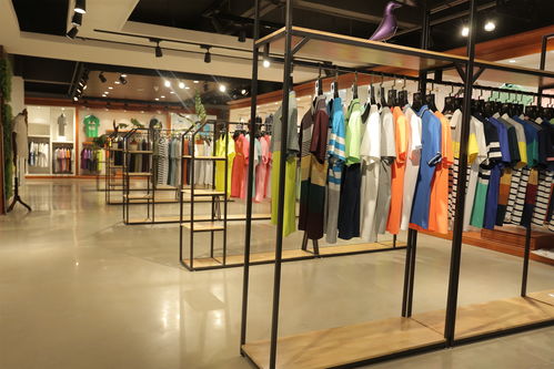 服裝要去哪進貨 怎么尋找服裝批發(fā)貨源呢